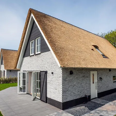 Family Getaway In Texel Сasa de vacaciones